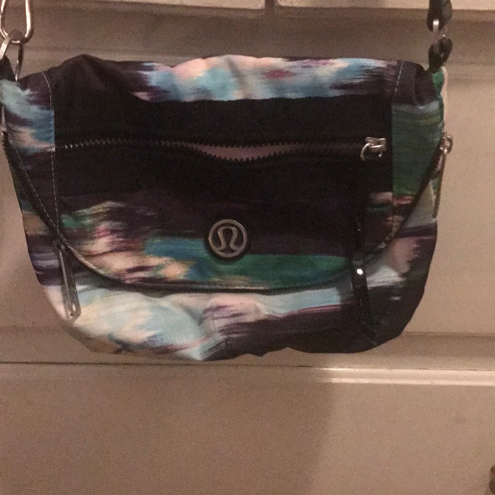Lululemon crossbody purse